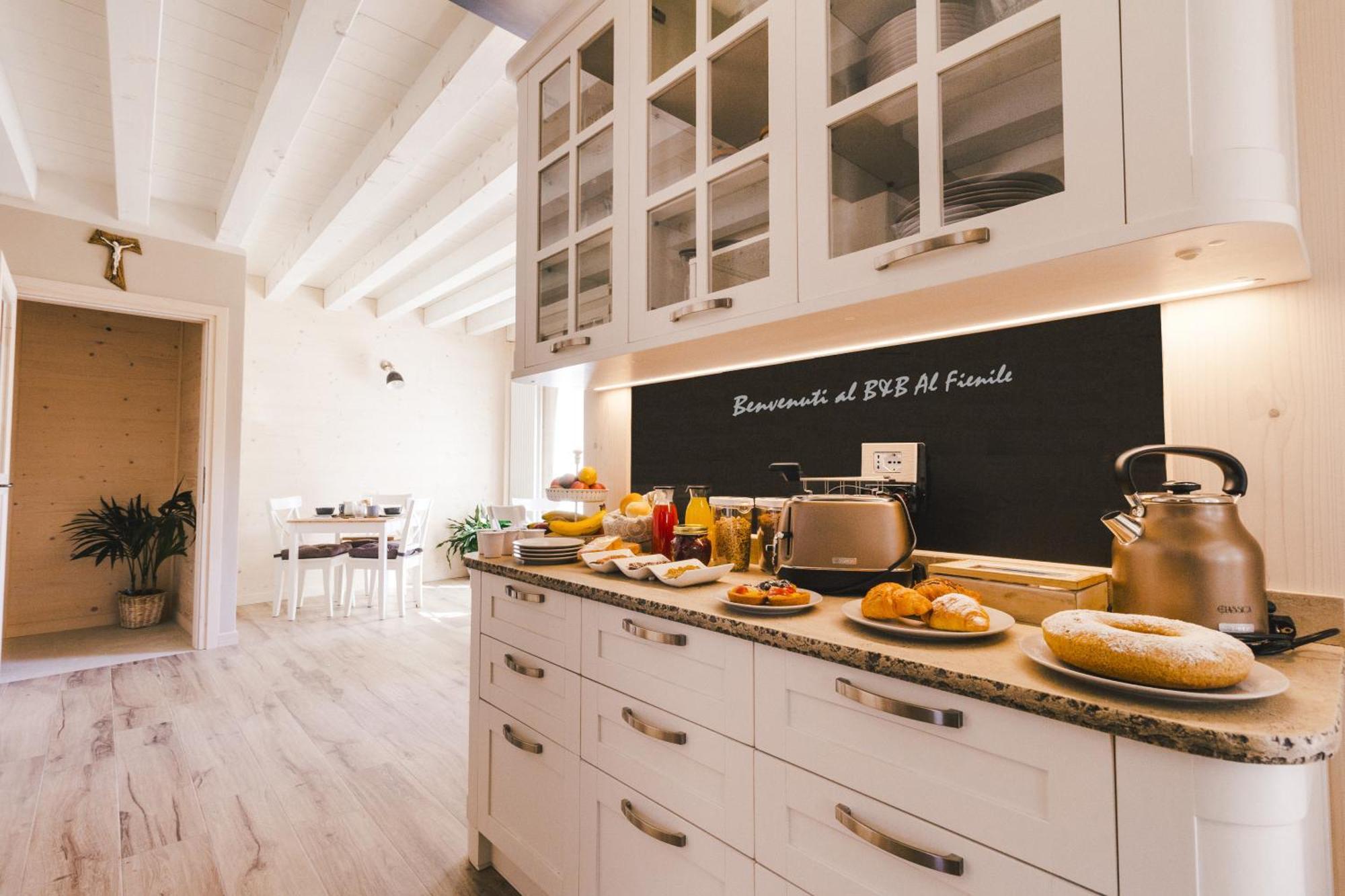 B&B Al Fienile Paderno del Grappa ภายนอก รูปภาพ