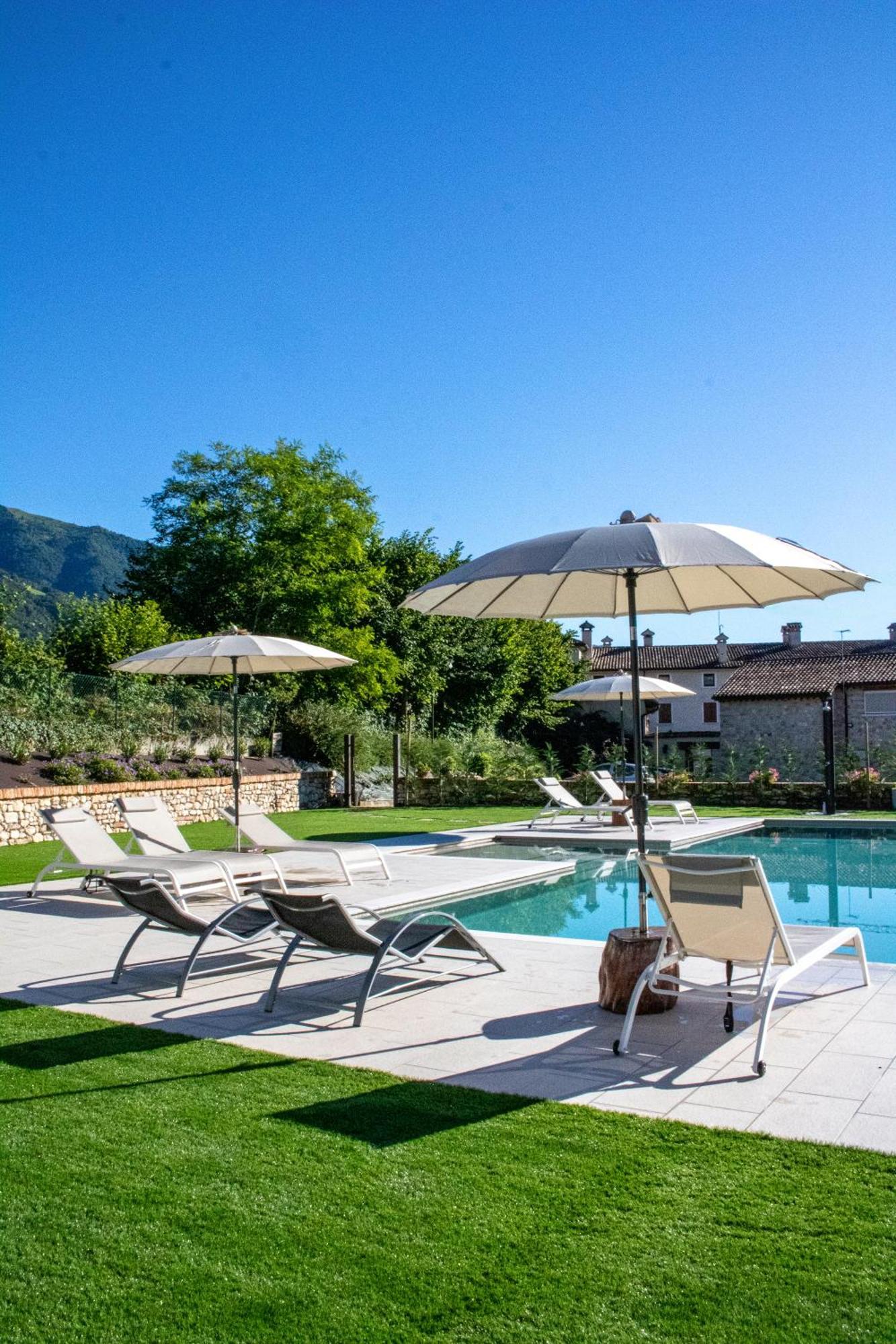 B&B Al Fienile Paderno del Grappa ภายนอก รูปภาพ