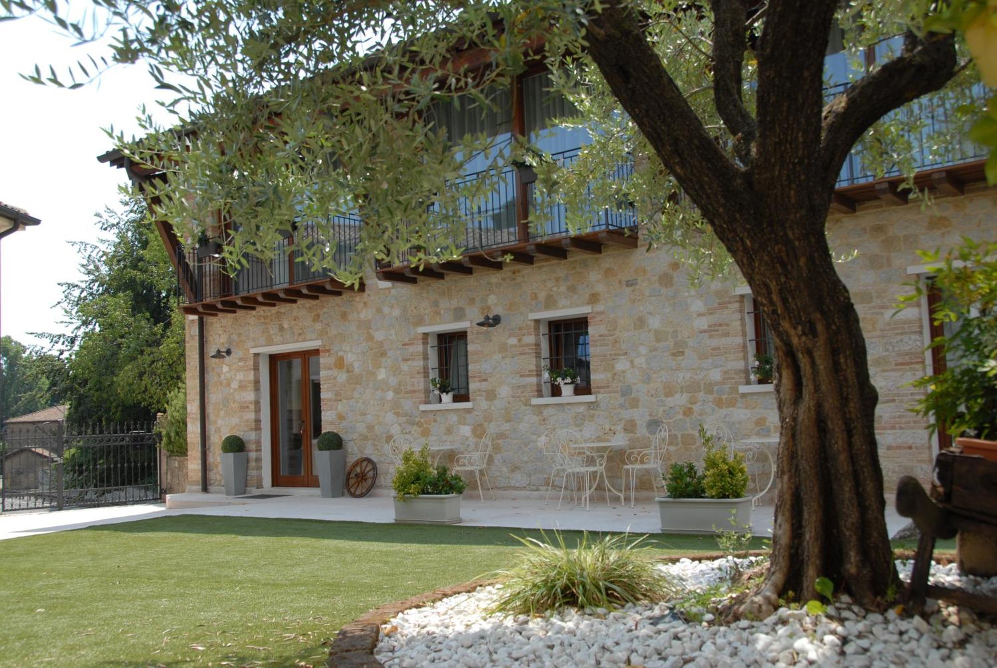B&B Al Fienile Paderno del Grappa ภายนอก รูปภาพ